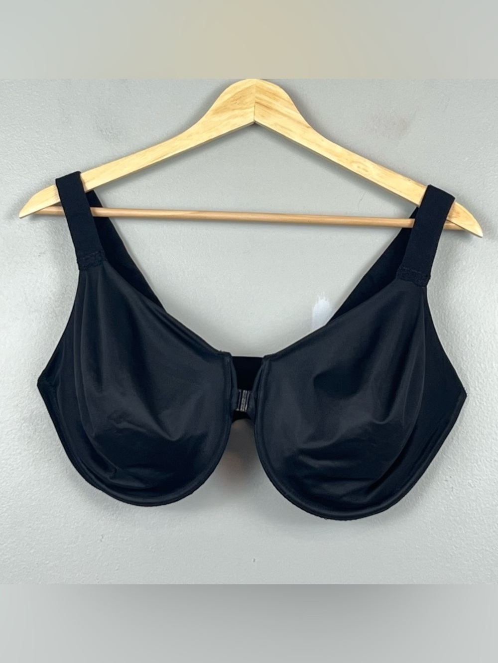 Spanx black Bra-llelujah unlined underwire bra, 42DD.